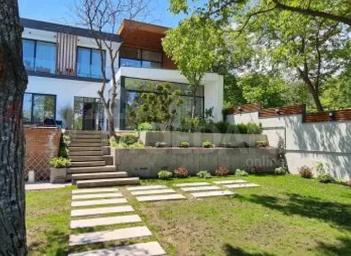 Сдам Дом 350м² Тбилиси - изображение 1