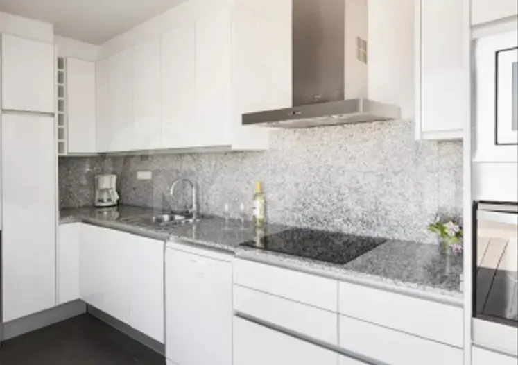 Apartments For Rent three-room 130м² 10/12 floor Tbilisi - photo 4