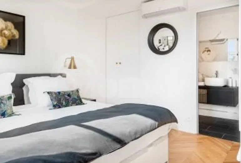 Сдам 4-комн. квартиру на сутки в Тбилиси  100м² 3/3 эт. Тбилиси - изображение 2