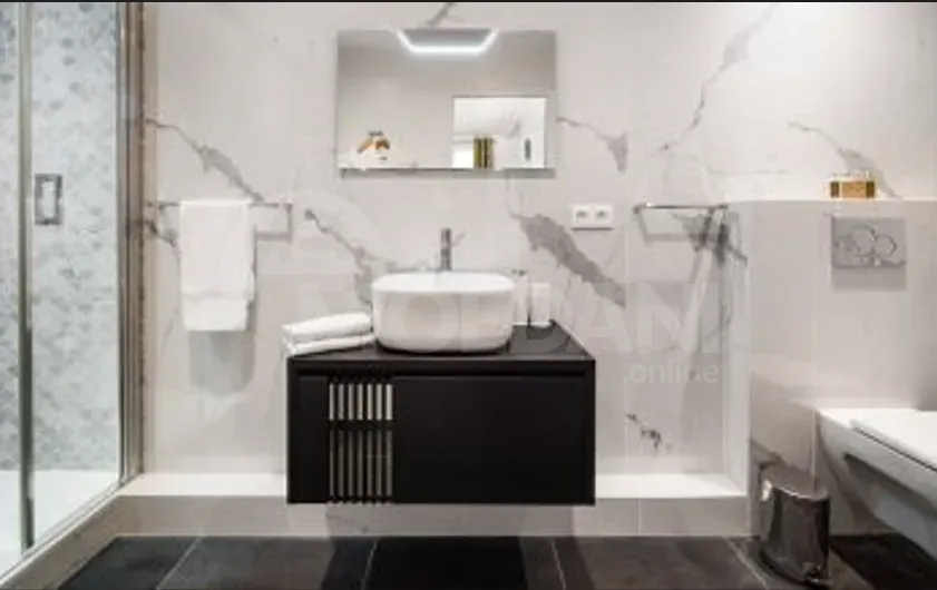 Сдам 4-комн. квартиру на сутки в Тбилиси  100м² 3/3 эт. Тбилиси - изображение 3