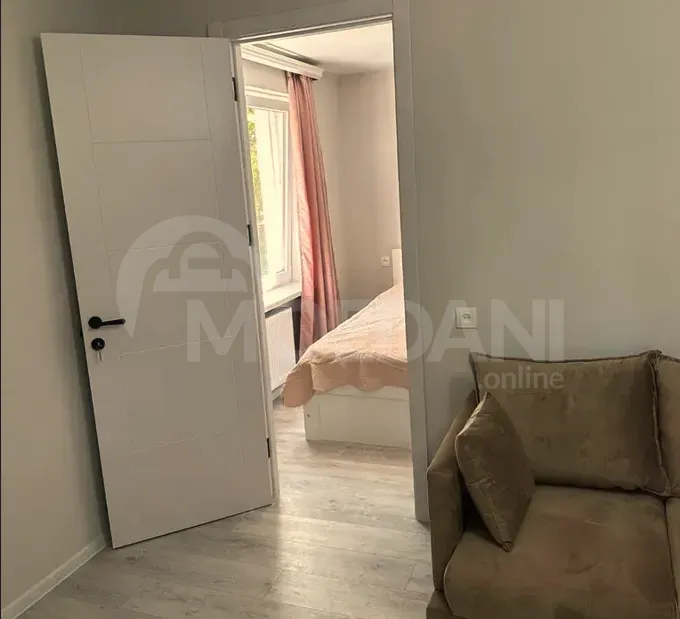 ქირავდება 2 ოთახიანი ბინა 40მ² 2/5 სართ თბილისი - photo 5