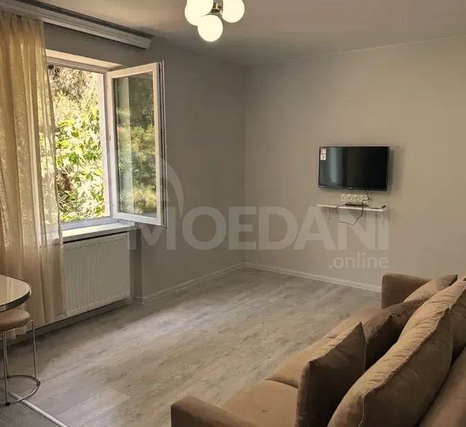 ქირავდება 2 ოთახიანი ბინა 40მ² 2/5 სართ თბილისი - photo 7