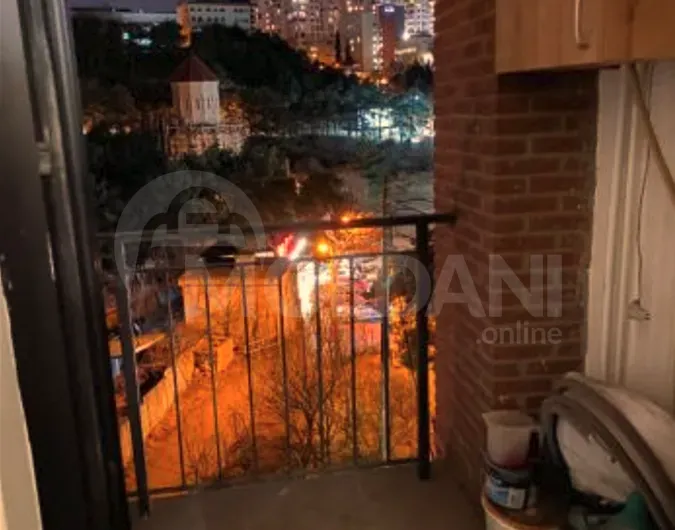 ქირავდება 2 ოთახიანი ბინა 63მ² 5/10 სართ თბილისი - photo 6