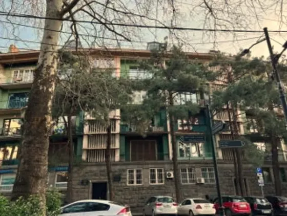 ქირავდება 2 ოთახიანი ბინა 67მ² 1/5 სართ თბილისი