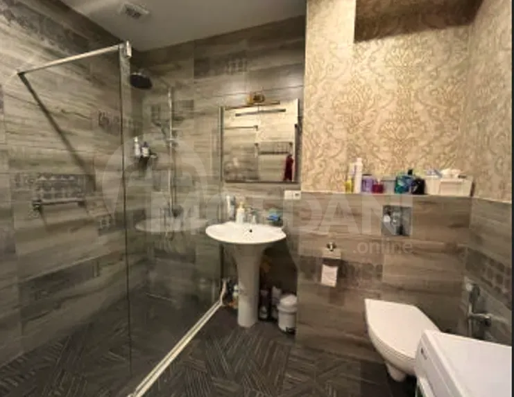 ქირავდება 2 ოთახიანი ბინა 67მ² 1/5 სართ თბილისი - photo 6