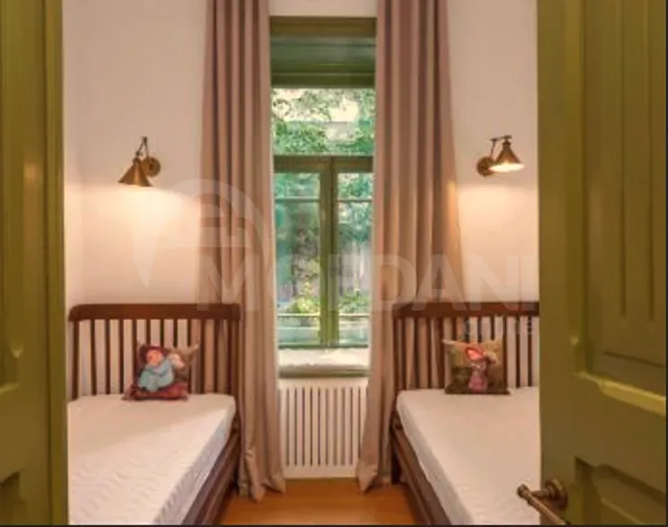 Apartments For Rent three-room 75м² 1/4 floor Tbilisi - photo 3