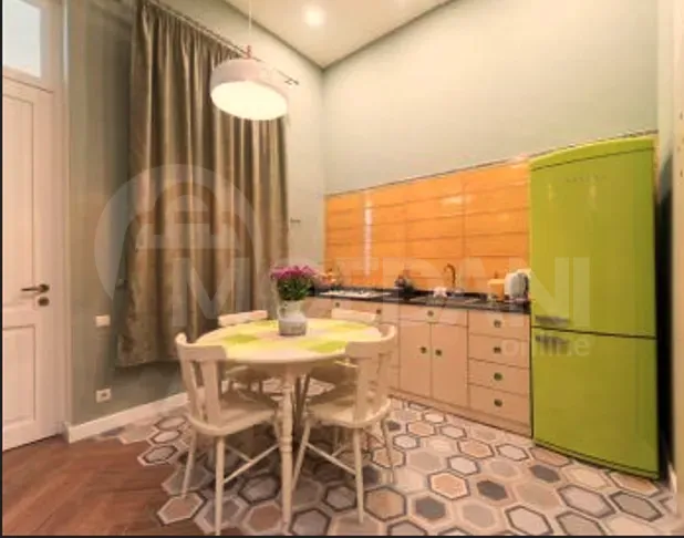 ქირავდება 2 ოთახიანი ბინა 70მ² 2/3 სართ თბილისი - photo 11