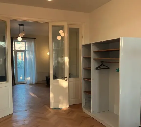 Apartments For Rent three-room 80м² 3/5 floor Tbilisi