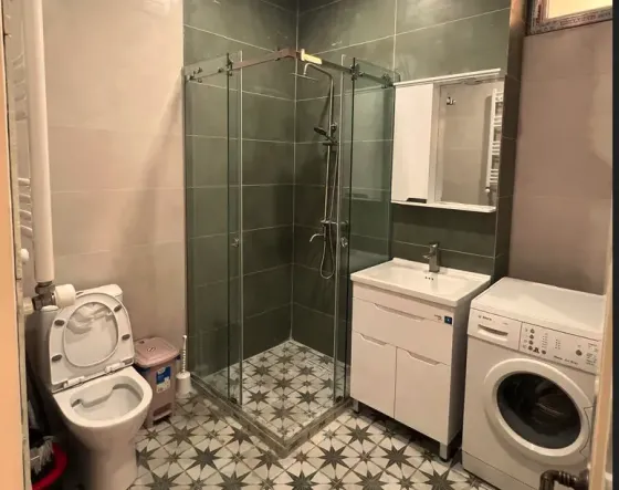 Apartments For Rent three-room 80м² 3/5 floor Tbilisi