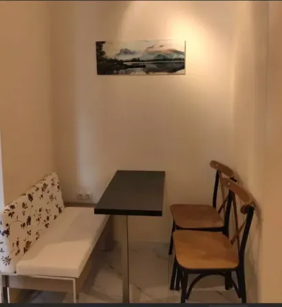 ქირავდება 2 ოთახიანი ბინა 50მ² 4/8 სართ თბილისი