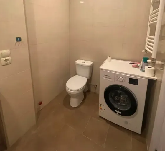 ქირავდება 2 ოთახიანი ბინა 41მ² 2/5 სართ თბილისი