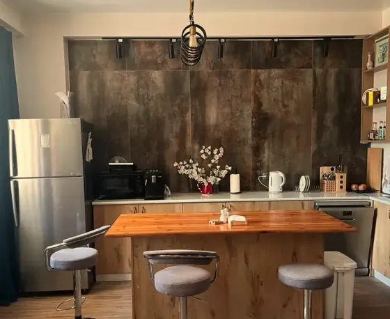 ქირავდება 5 ოთახიანი ბინა 180მ² 12/13 სართ თბილისი