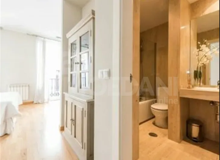 Сдам 4-комн. квартиру 140м² 4/5 эт. Тбилиси - изображение 5