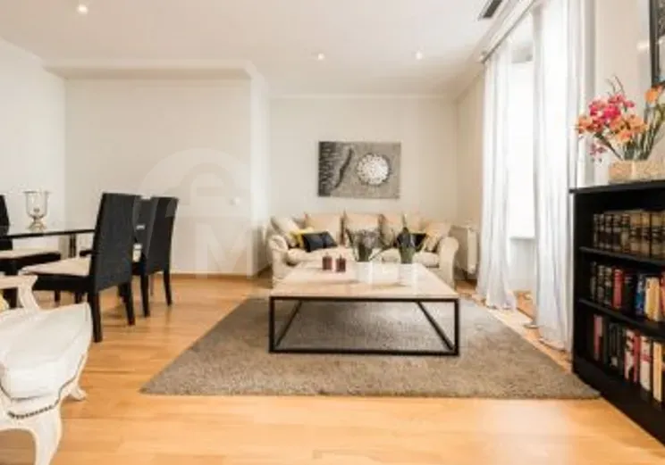 Сдам 4-комн. квартиру 140м² 4/5 эт. Тбилиси - изображение 2