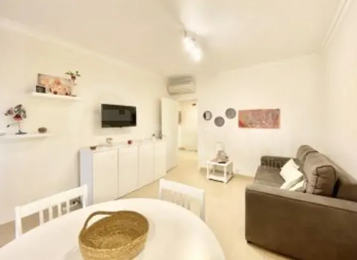 Apartments For Rent three-room 112м² 5/7 floor Tbilisi - photo 2