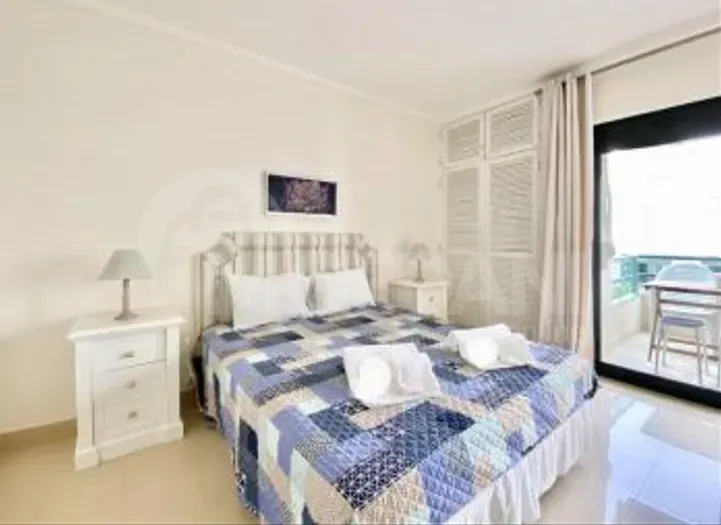 Apartments For Rent three-room 112м² 5/7 floor Tbilisi - photo 1