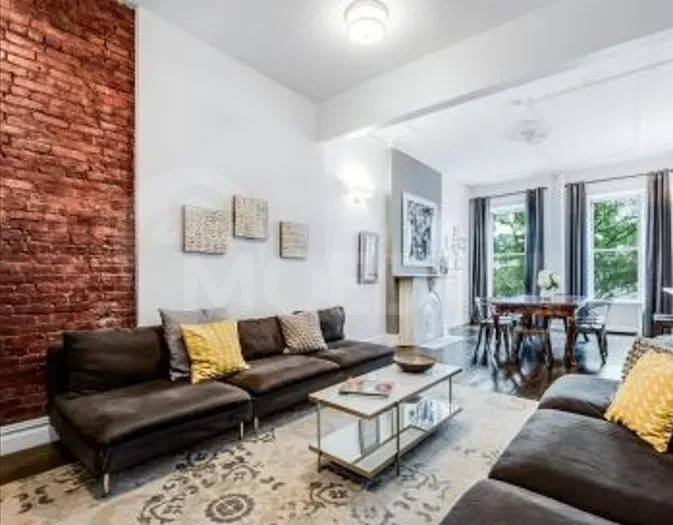 ქირავდება 5 ოთახიანი ბინა 220მ² 4/6 სართ თბილისი - photo 1