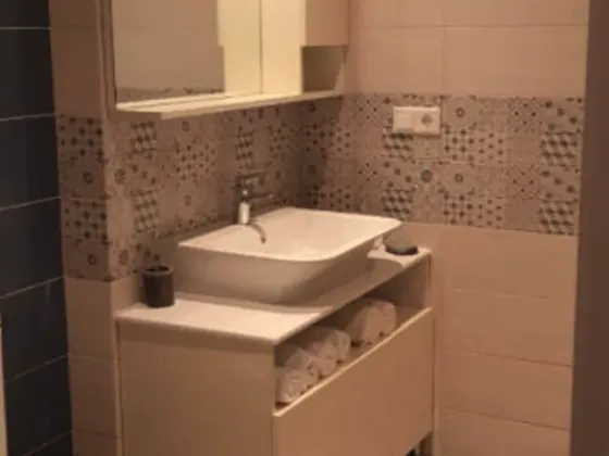 ქირავდება 2 ოთახიანი ბინა 64მ² 11/23 სართ თბილისი