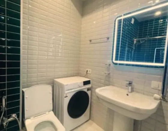 ქირავდება 2 ოთახიანი ბინა 55მ² 9/24 სართ თბილისი