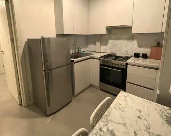 ქირავდება 2 ოთახიანი ბინა 70მ² 2/9 სართ თბილისი