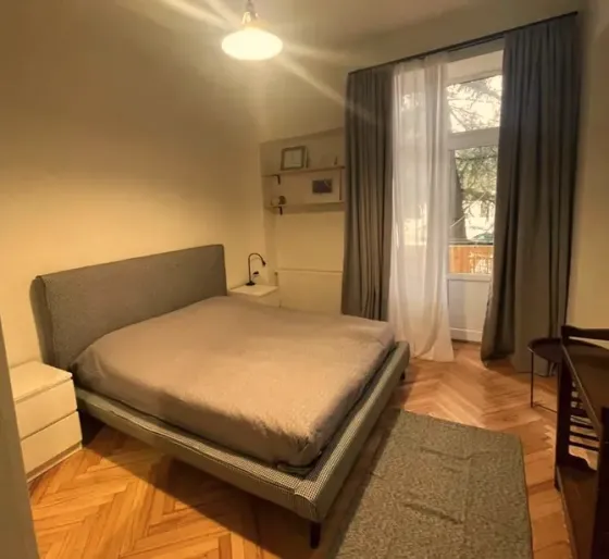 ქირავდება 2 ოთახიანი ბინა 70მ² 2/9 სართ თბილისი