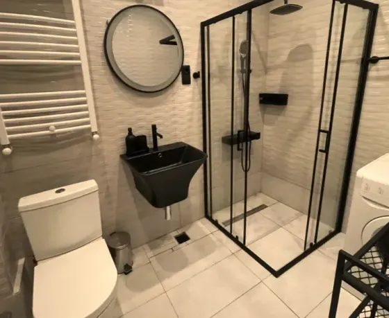 ქირავდება 2 ოთახიანი ბინა 70მ² 2/9 სართ თბილისი