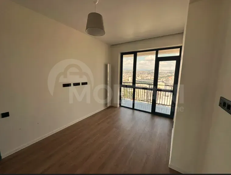 ქირავდება 2 ოთახიანი ბინა 70მ² 18/22 სართ თბილისი - photo 2