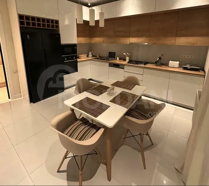 Apartments For Rent three-room 93м² 2/7 floor Tbilisi - photo 1