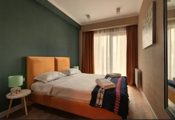 ქირავდება 2 ოთახიანი ბინა 74მ² 3/6 სართ თბილისი