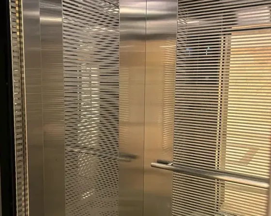 ქირავდება 2 ოთახიანი ბინა 50მ² 10/19 სართ თბილისი