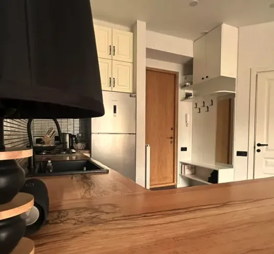 ქირავდება 2 ოთახიანი ბინა 70მ² 6/10 სართ თბილისი