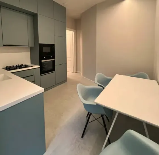 Apartments For Rent three-room 110м² 4/5 floor Tbilisi