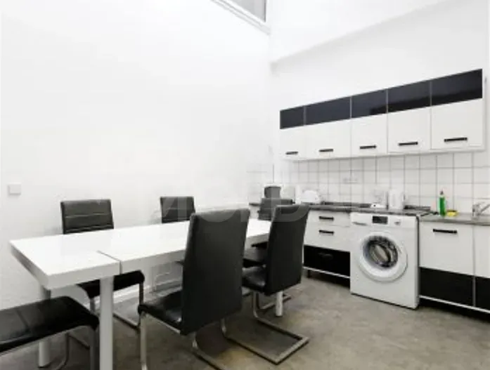 ქირავდება 6 ოთახიანი ბინა 250მ² 6/12 სართ თბილისი - photo 2