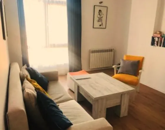 ქირავდება 2 ოთახიანი ბინა 50მ² 11/17 სართ თბილისი