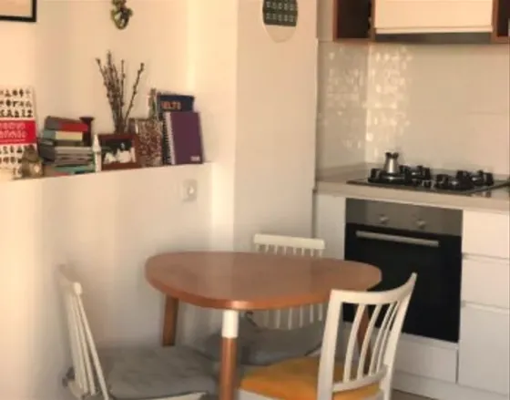 ქირავდება 2 ოთახიანი ბინა 50მ² 11/17 სართ თბილისი