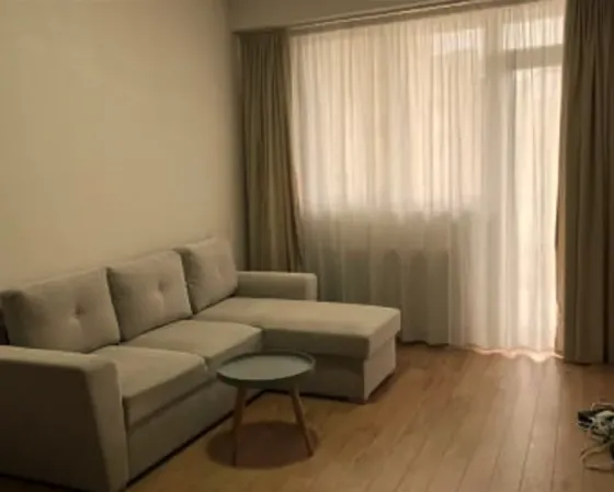 ქირავდება 2 ოთახიანი ბინა 60მ² 3/8 სართ თბილისი