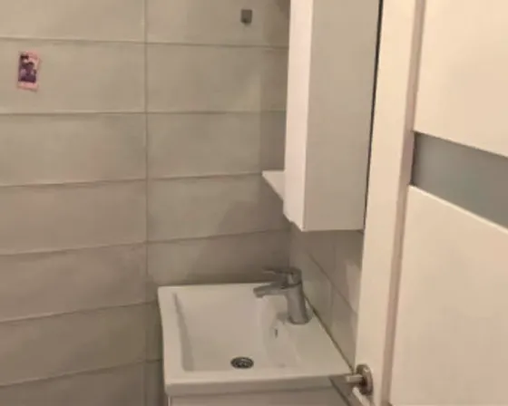 ქირავდება 2 ოთახიანი ბინა 65მ² 13/13 სართ თბილისი