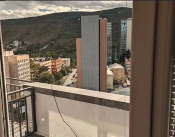 ქირავდება 2 ოთახიანი ბინა 65მ² 13/13 სართ თბილისი