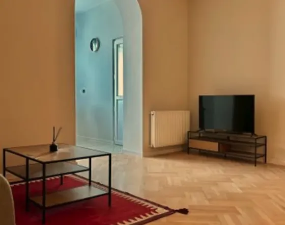 Apartments For Rent three-room 100м² 4/5 floor Tbilisi