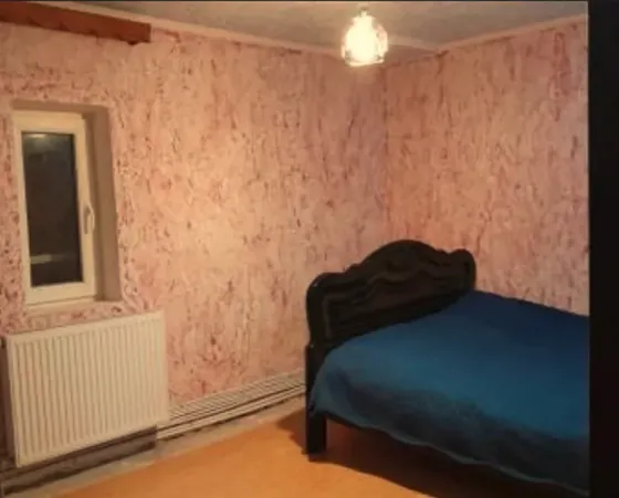 Apartments For Rent three-room 80м² 2/5 floor Tbilisi