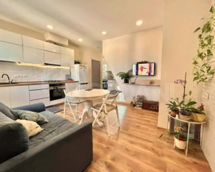 Apartments For Rent three-room 60м² 11/12 floor Tbilisi - photo 1