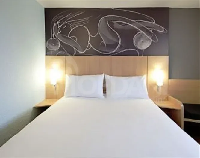 Сдам 3-комн. квартиру 130м² 3/4 эт. Тбилиси - изображение 1