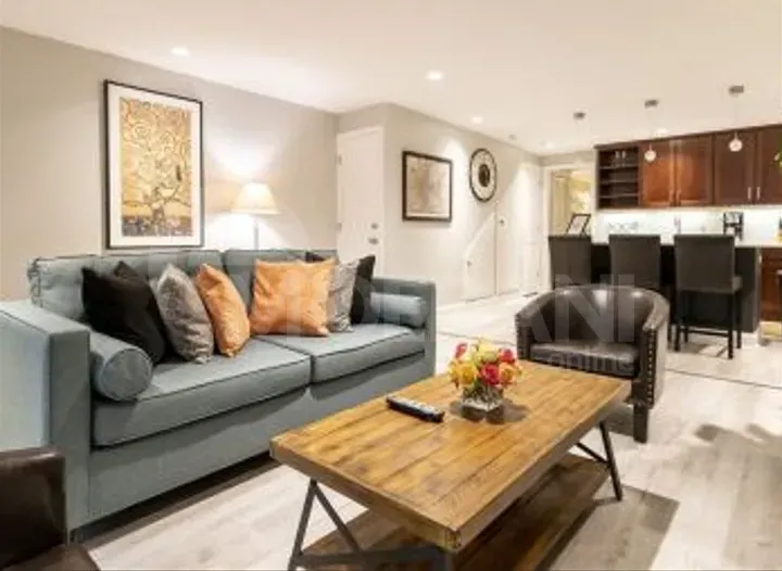 ქირავდება 2 ოთახიანი ბინა 85მ² 4/8 სართ თბილისი - photo 1