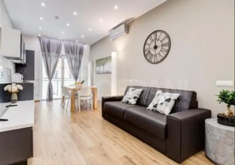 Сдам 5-комн. квартиру 185м² 6/12 эт. Тбилиси - изображение 1