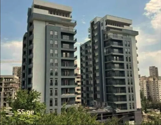 ქირავდება 2 ოთახიანი ბინა 72მ² 2/12 სართ თბილისი