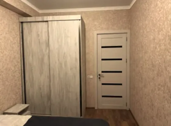 ქირავდება 2 ოთახიანი ბინა 60მ² 10/18 სართ თბილისი