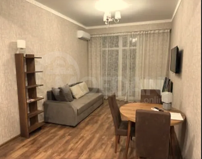 ქირავდება 2 ოთახიანი ბინა 60მ² 10/18 სართ თბილისი - photo 2