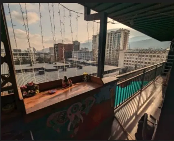 ქირავდება 2 ოთახიანი ბინა 70მ² 8/8 სართ თბილისი