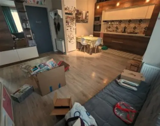 ქირავდება 2 ოთახიანი ბინა 70მ² 8/8 სართ თბილისი