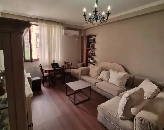 ქირავდება 2 ოთახიანი ბინა 55მ² 5/10 სართ თბილისი